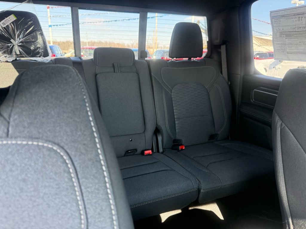 New 2026 RAM 1500 4x4 Crew Cab image 15