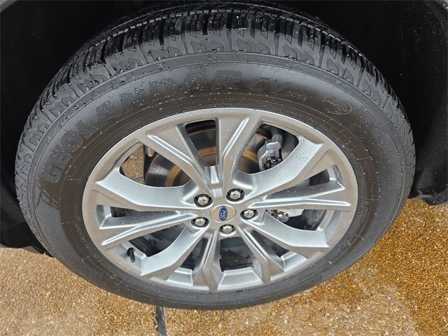 Used 2020 Ford Explorer Limited image 17