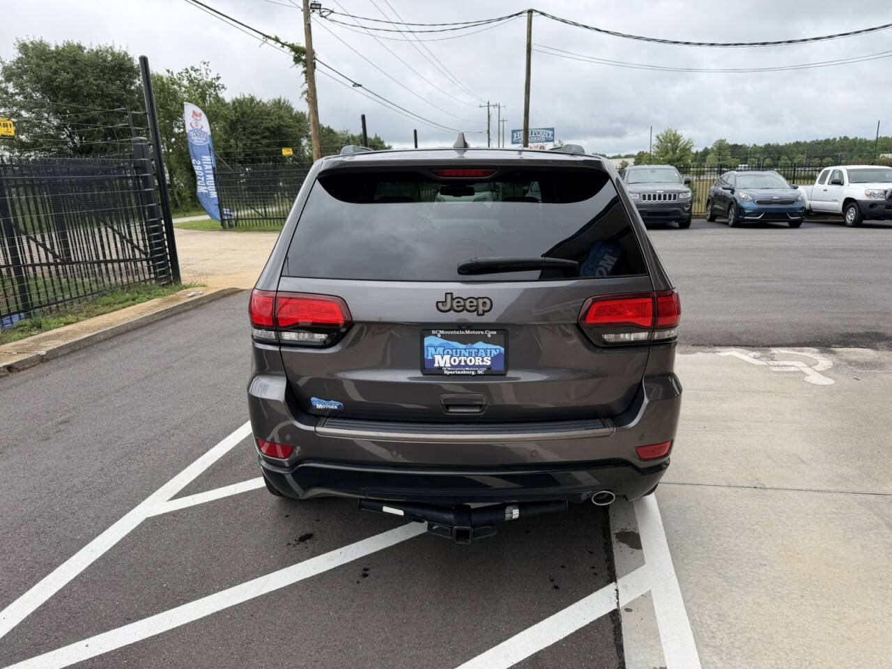 Used 2016 Jeep Grand Cherokee Limited 75th Anniversary RWD image 5