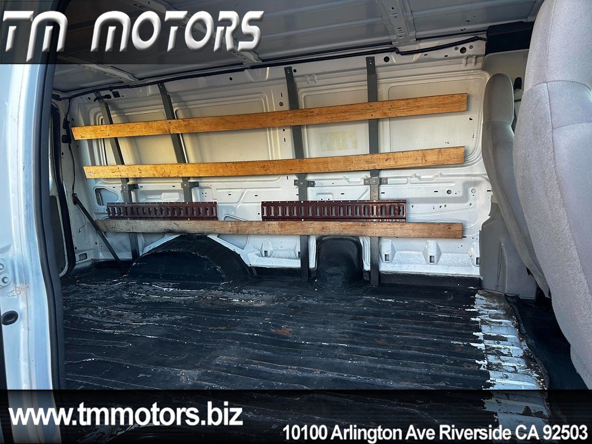 Used 2010 Ford E-250 and Econoline 250 RWD image 8