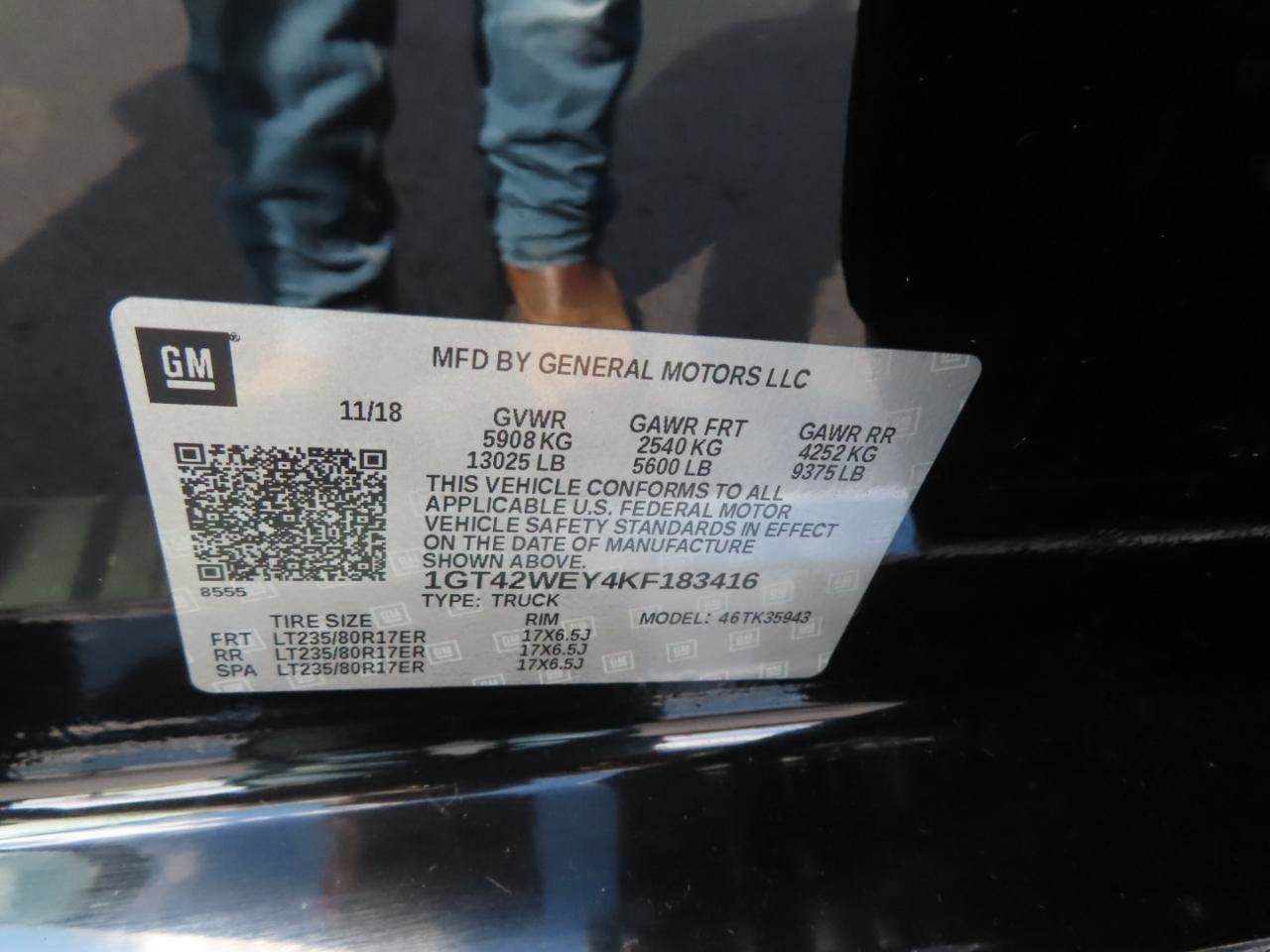 Used 2019 GMC Sierra 3500 Denali w/ Duramax Plus Package AWD/4WD image 26