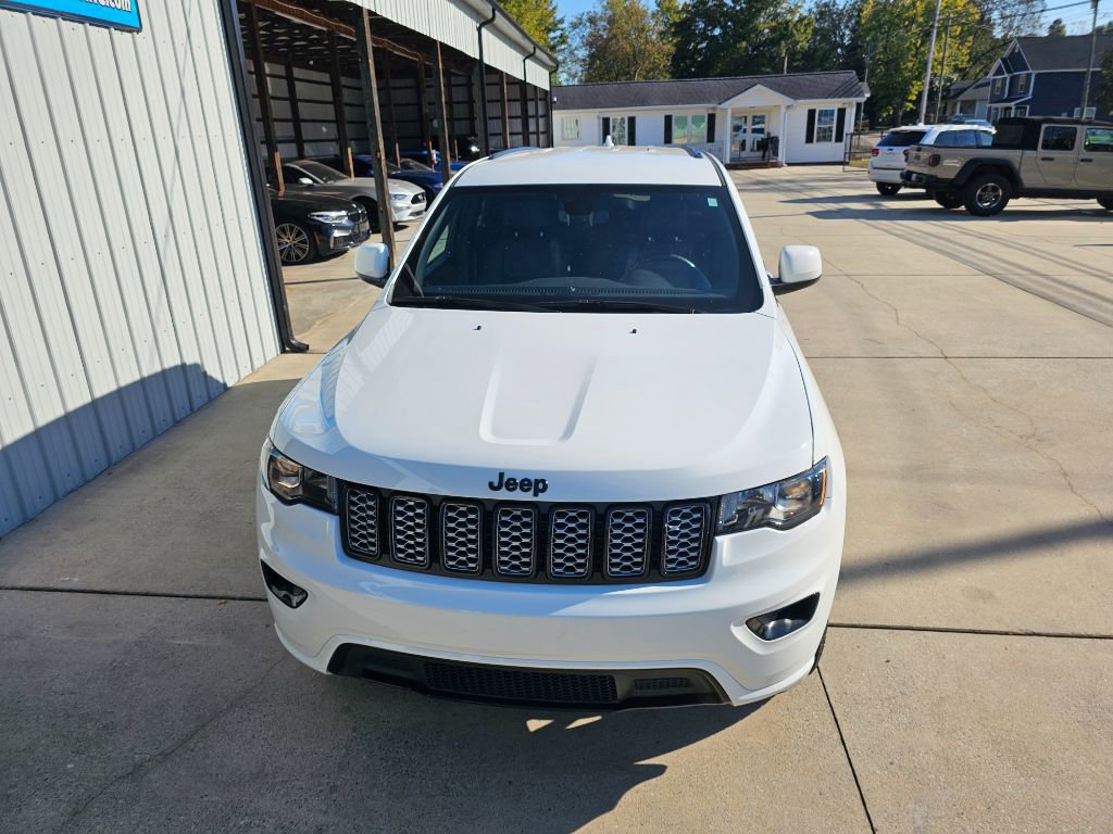 Used 2020 Jeep Grand Cherokee Altitude image 9
