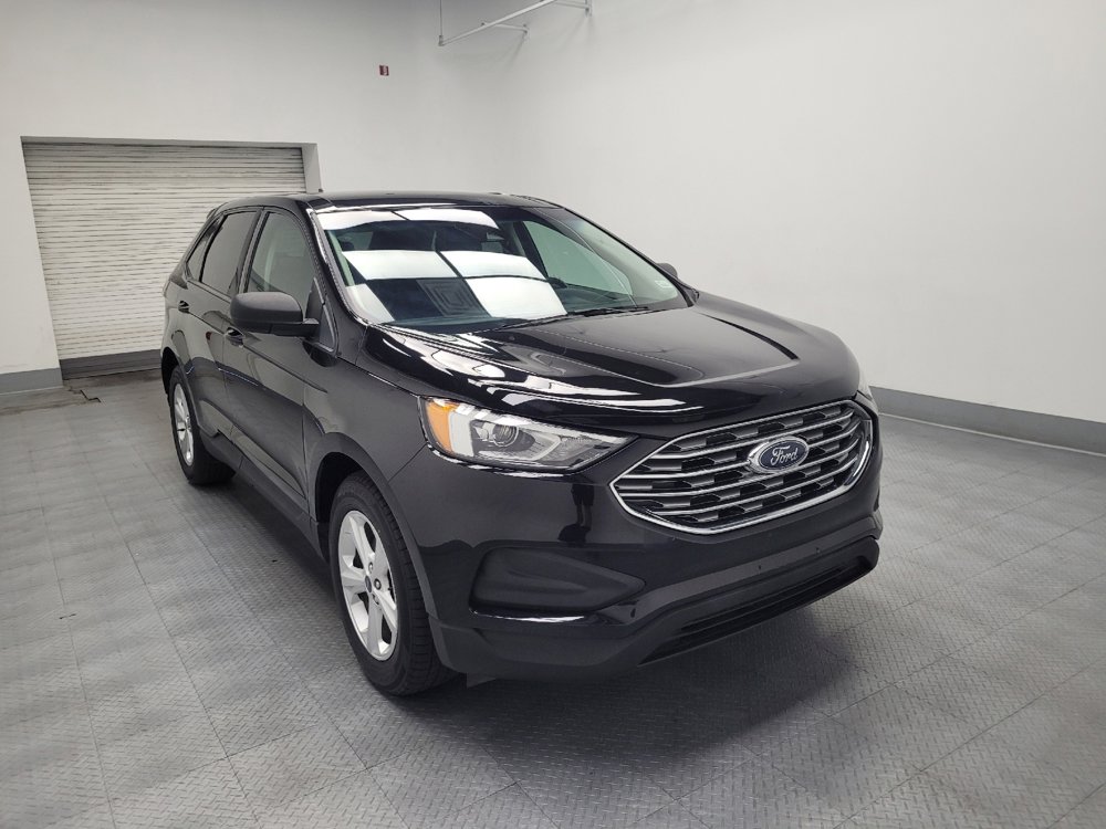 Used 2020 Ford Edge SE image 13