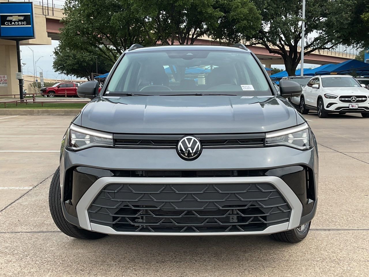 Used 2025 Volkswagen Taos S AWD/4WD image 3
