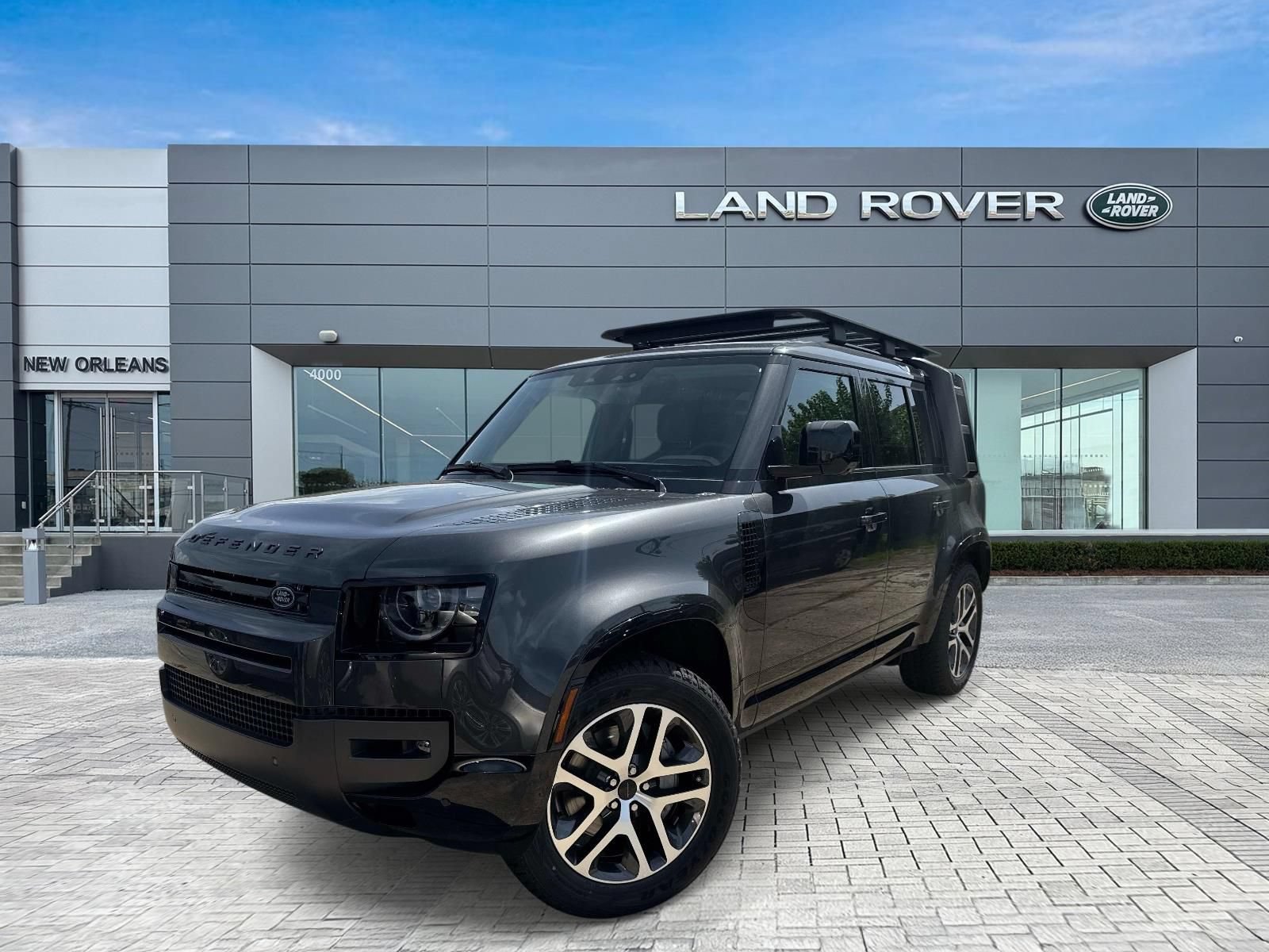 New 2026 Land Rover Defender 110 X-Dynamic SE AWD/4WD image 1