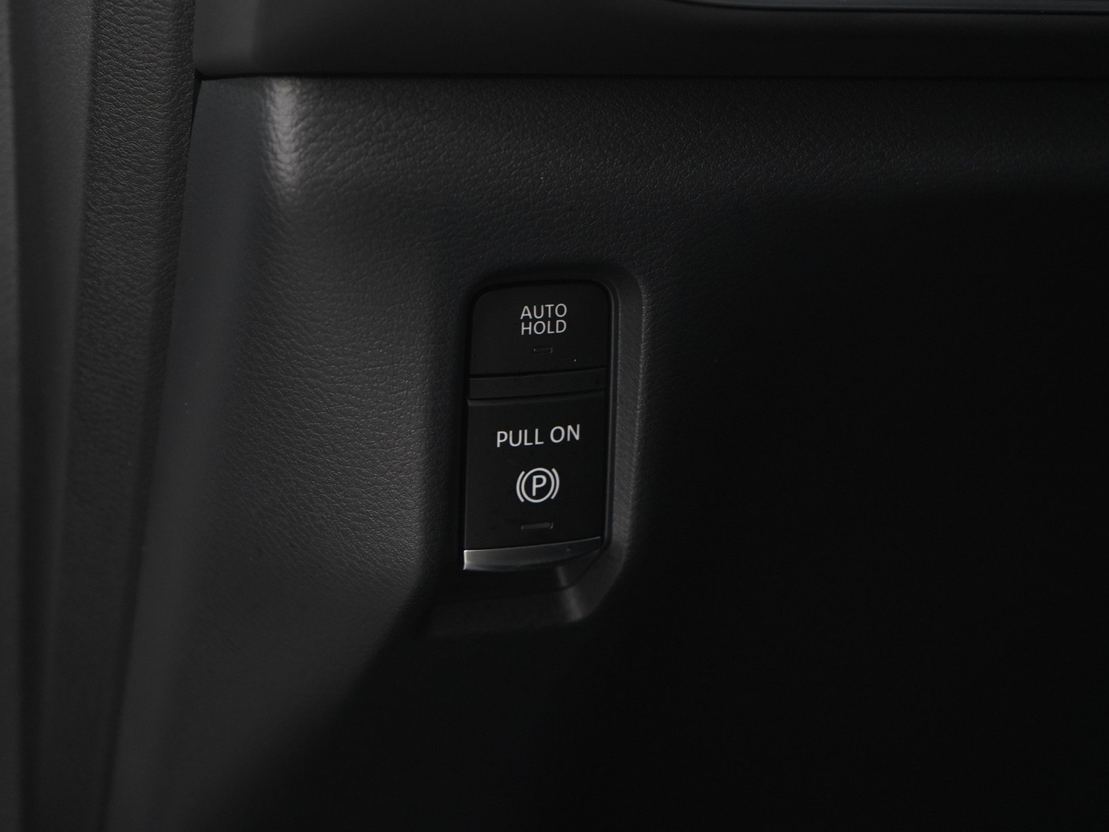 Certified 2025 Nissan Armada SV AWD/4WD image 29