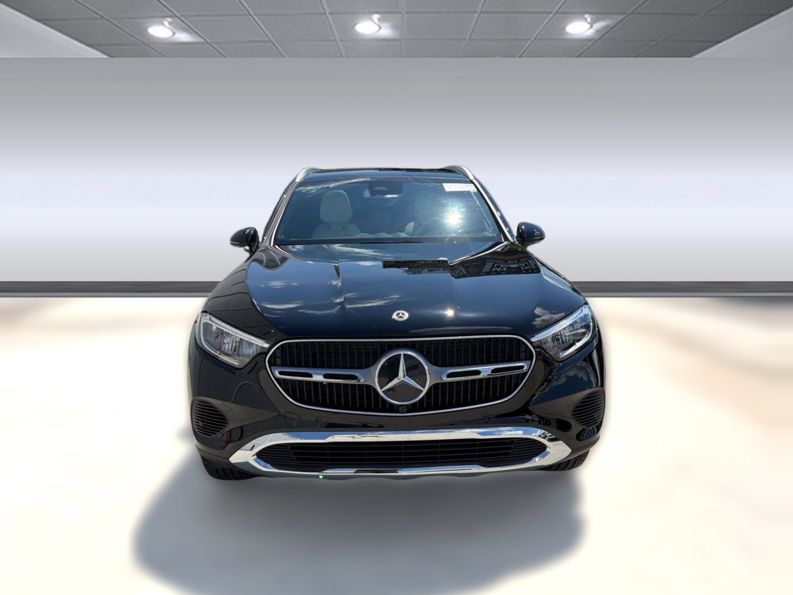 Used 2024 Mercedes-Benz GLC 300 4MATIC image 6