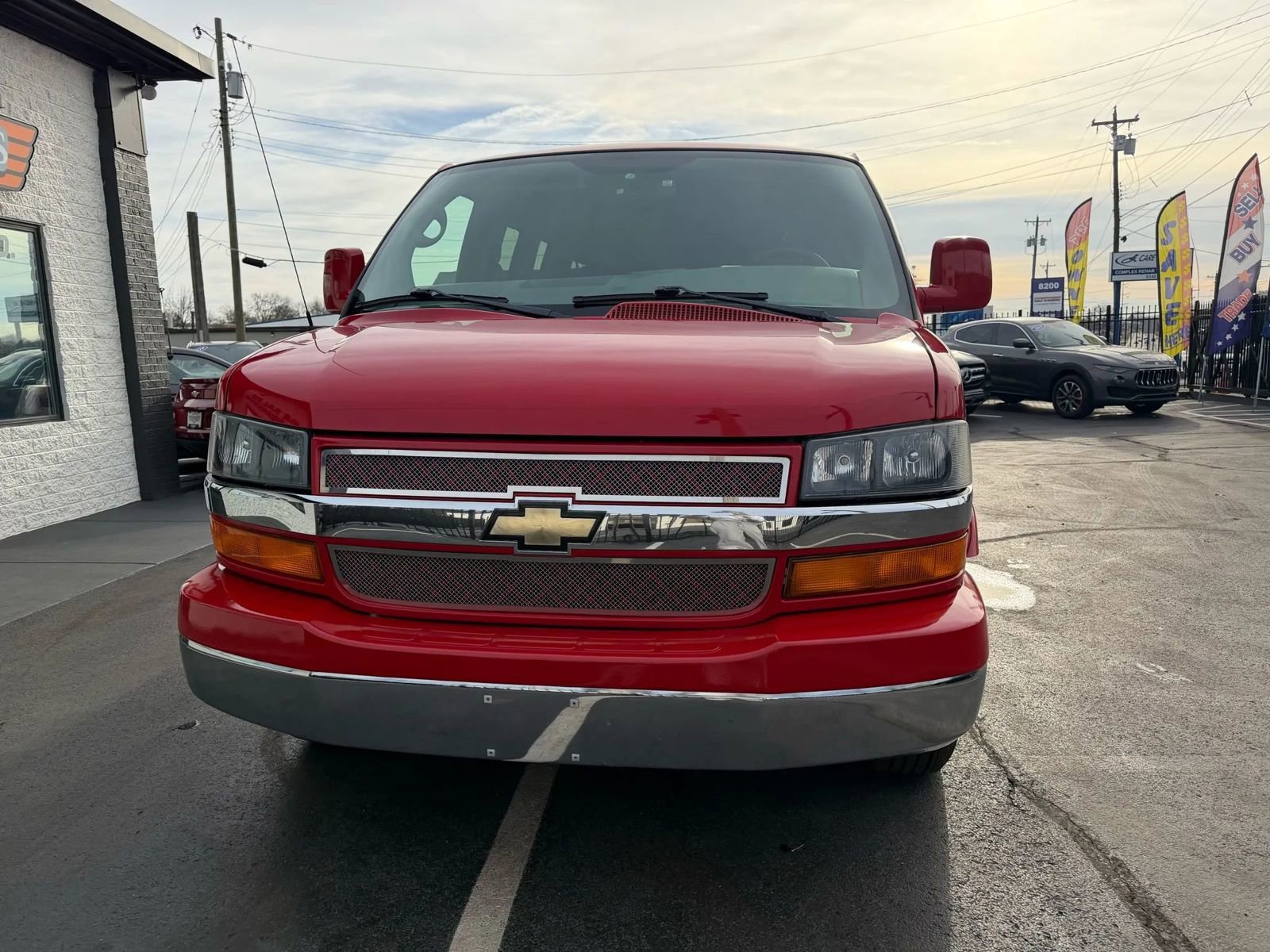 Used 2010 Chevrolet Express 1500 w/ Power Package image 16