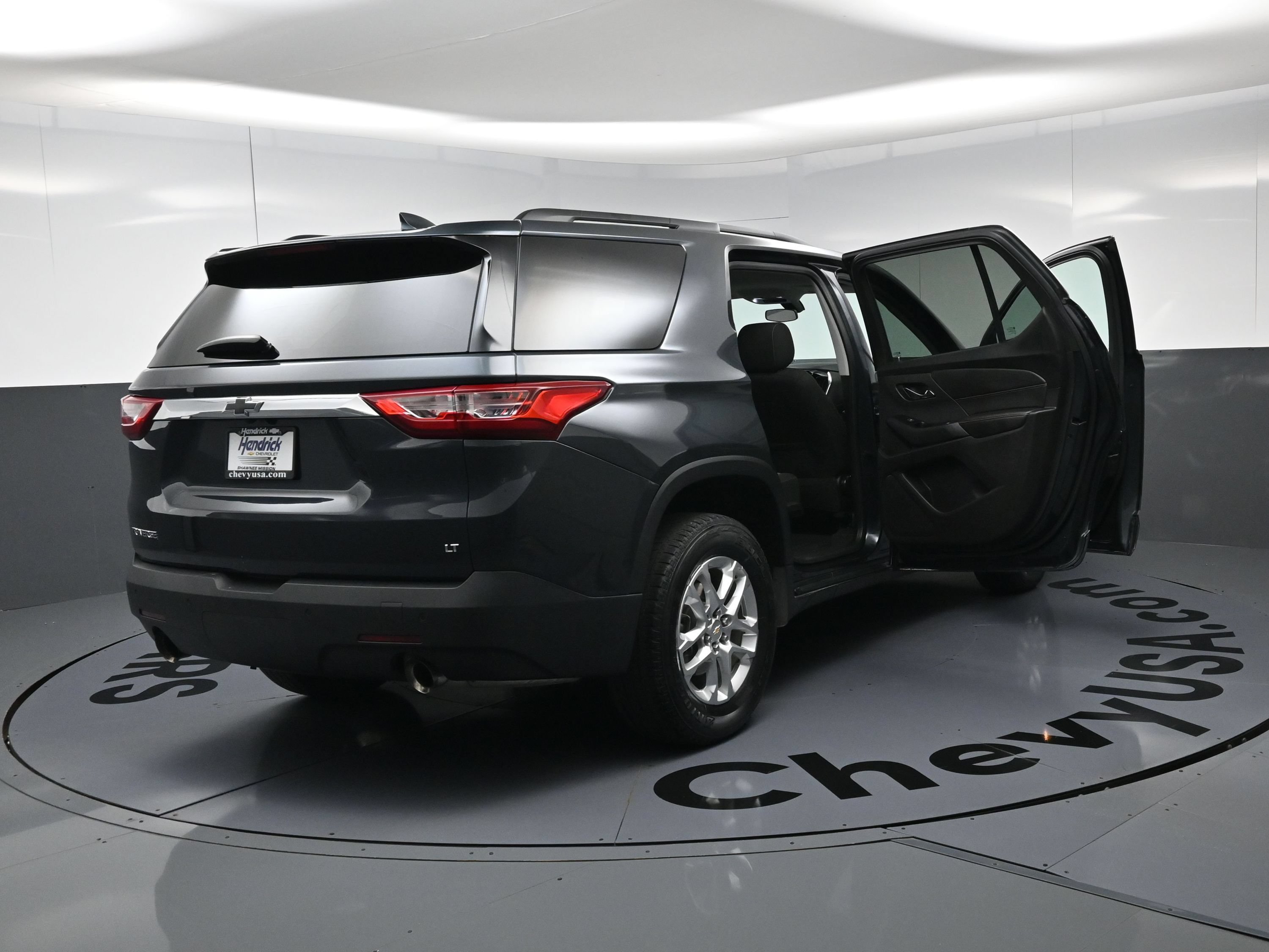 Used 2019 Chevrolet Traverse LT FWD image 26