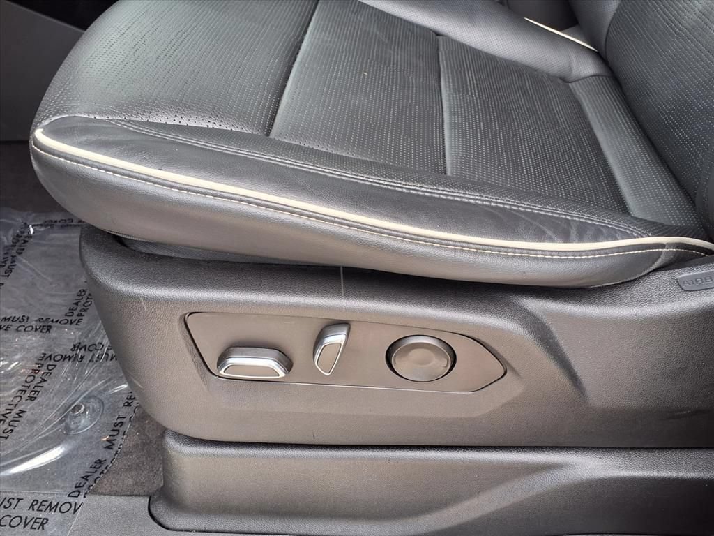 Used 2023 Cadillac Escalade Sport w/ Touring Package RWD image 15