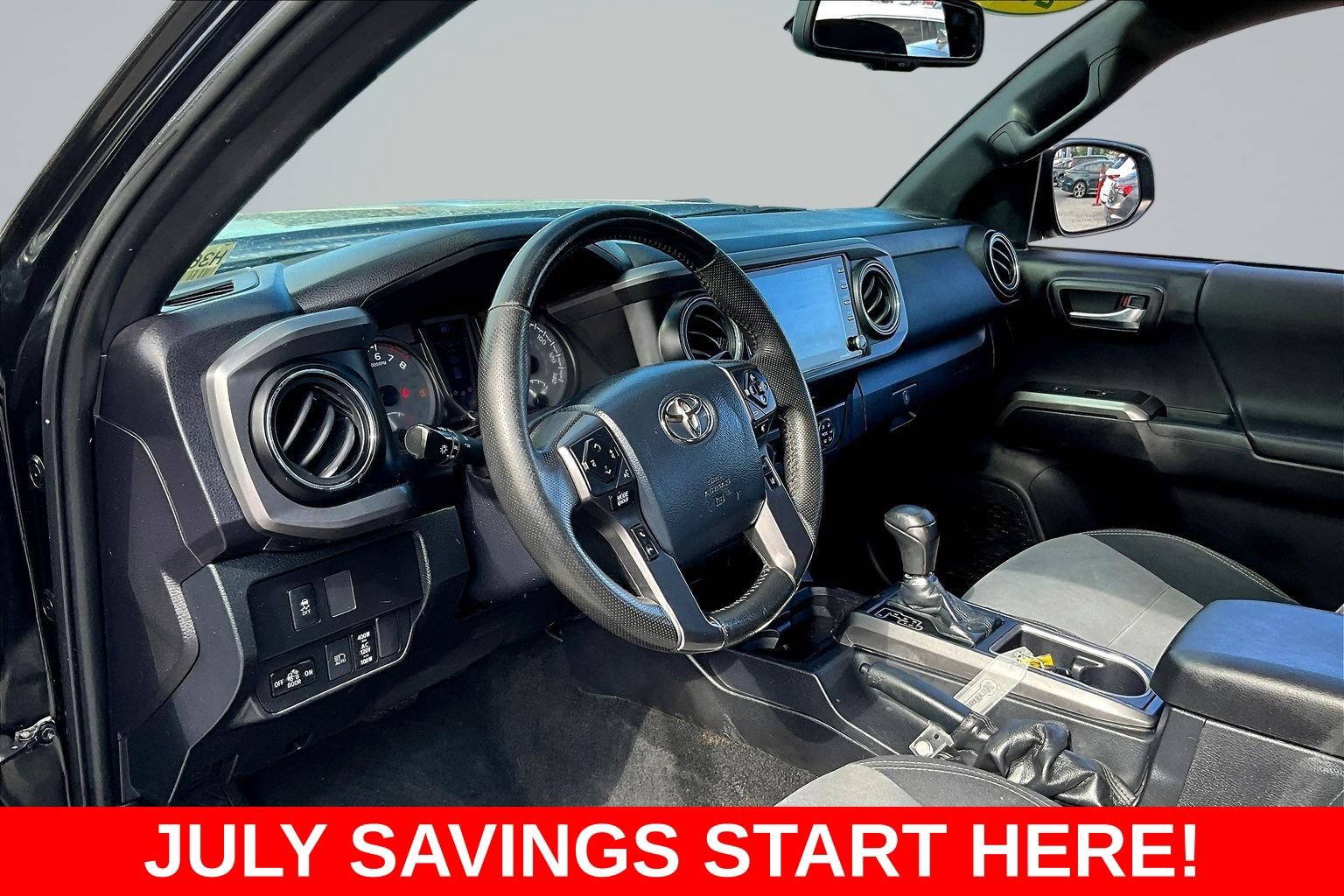 Used 2020 Toyota Tacoma TRD Off-Road w/ Technology Package AWD/4WD image 18
