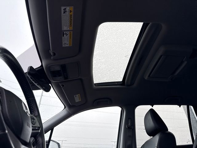 Used 2022 Honda Pilot Touring image 30