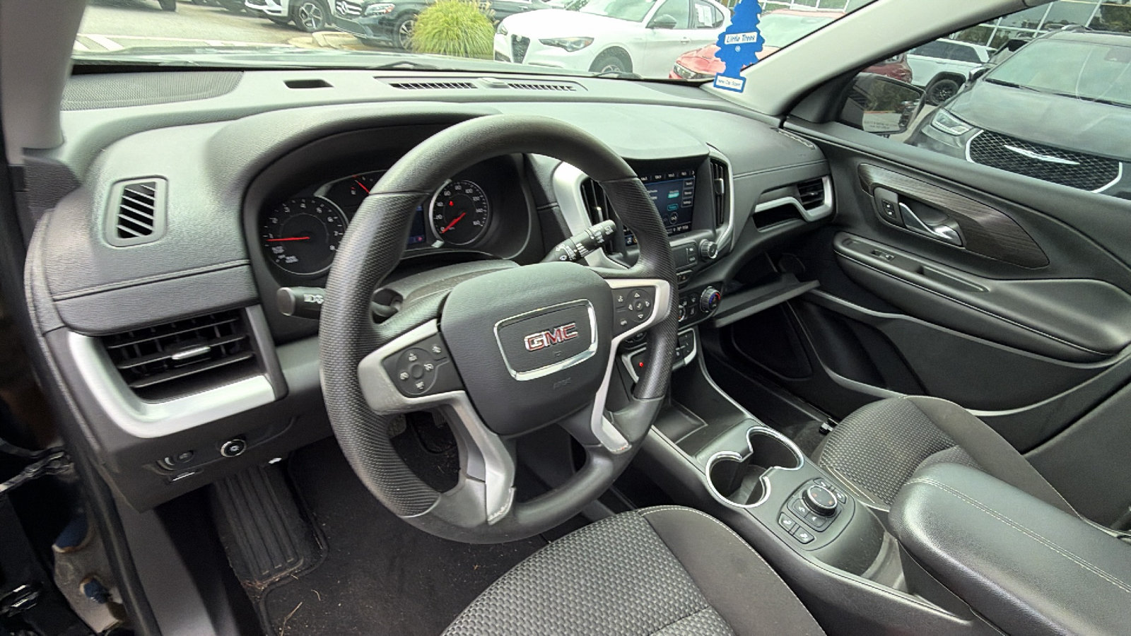 Used 2022 GMC Terrain SLE w/ Driver Convenience Package AWD/4WD image 23