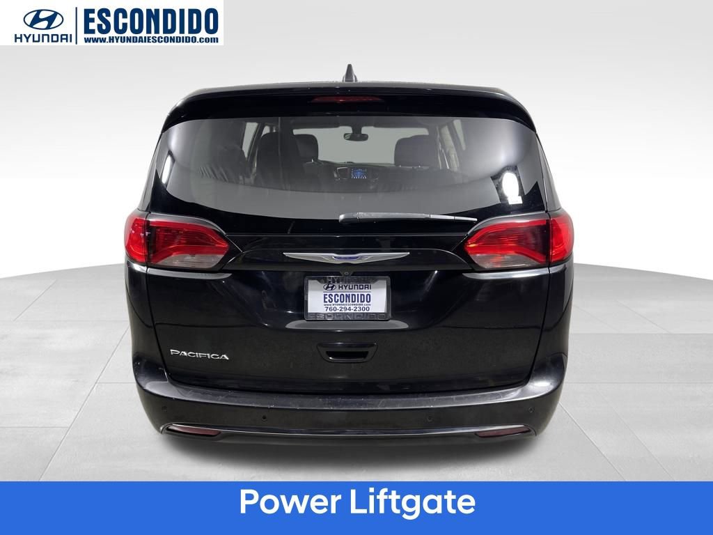 Used 2019 Chrysler Pacifica Touring Plus image 4