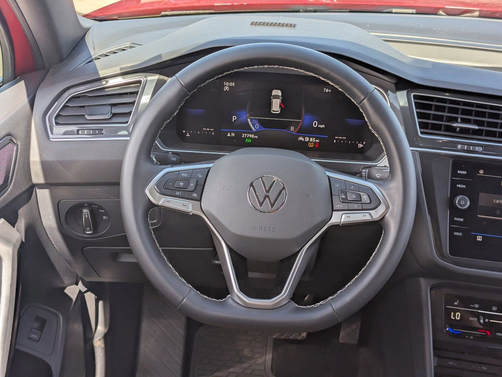 Used 2024 Volkswagen Tiguan SE FWD image 19