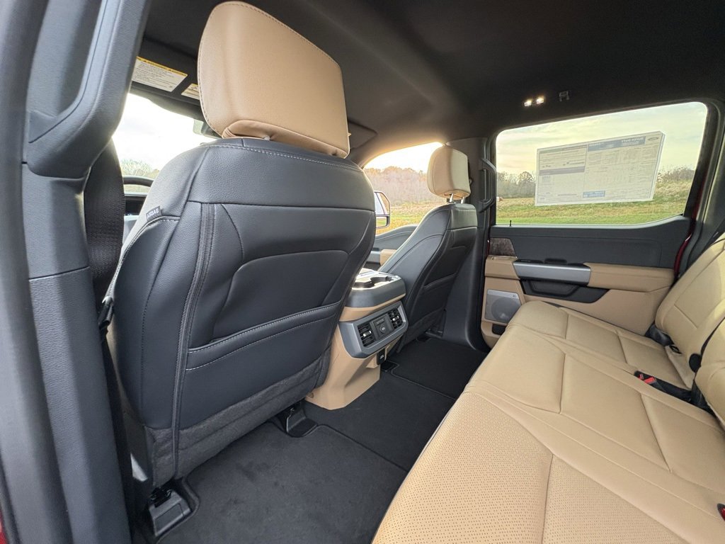 New 2026 Ford F250 Lariat w/ Lariat Premium Package image 28