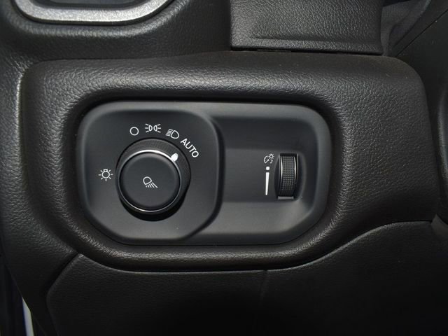 New 2024 RAM 2500 Tradesman w/ Chrome Appearance Group image 15