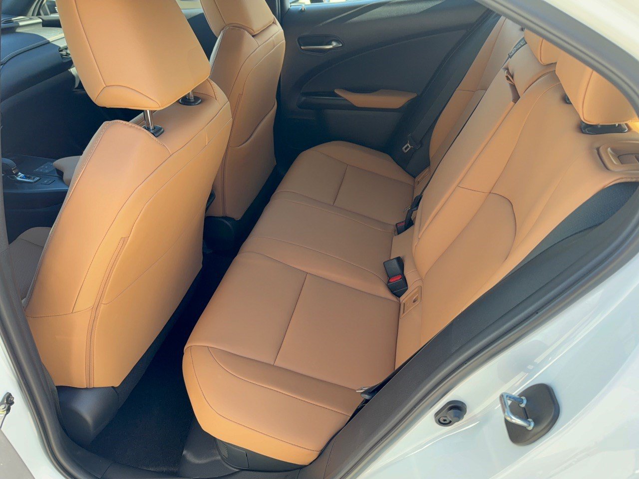 New 2026 Lexus UX 300h FWD w/ Accessory Package (Z1) image 25