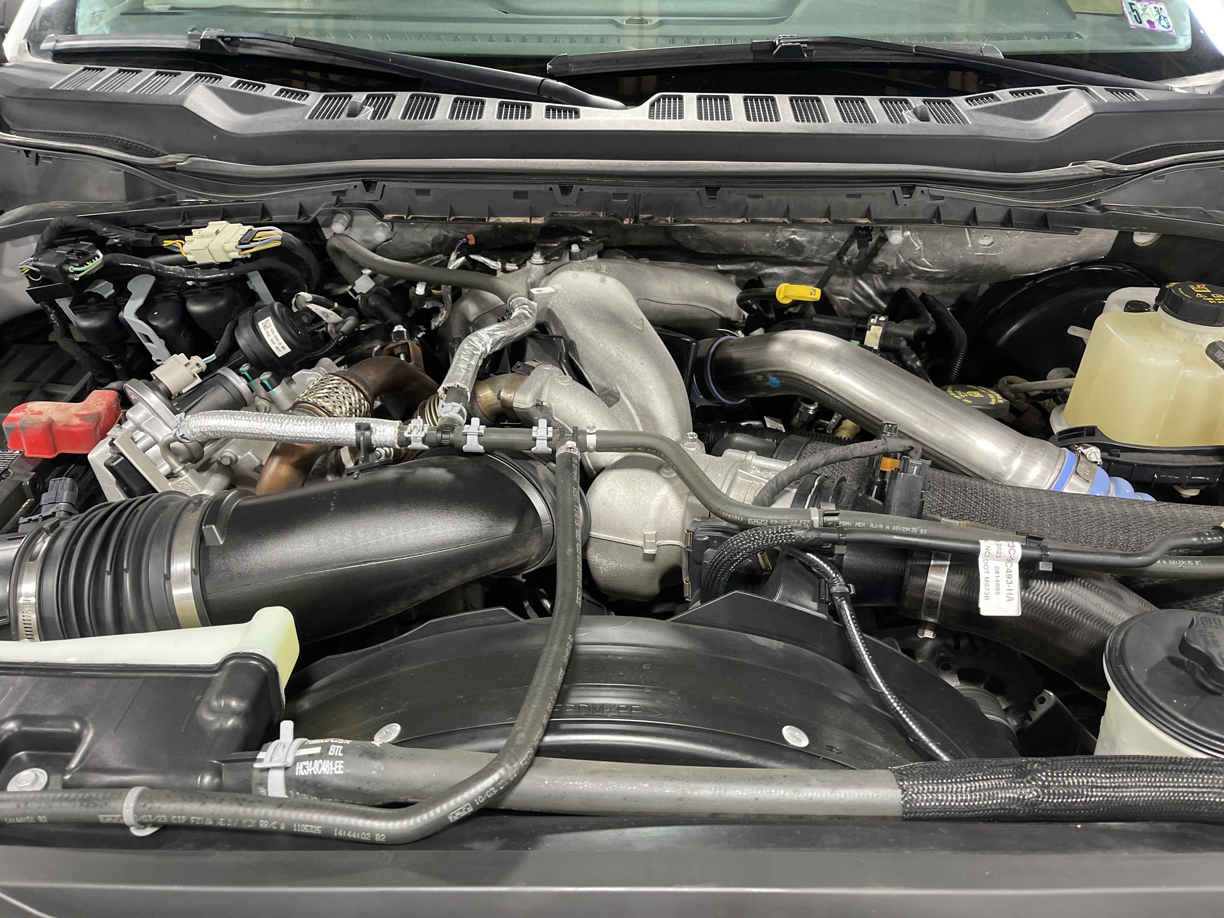 Used 2024 Ford F250 XLT w/ FX4 Off-Road Package image 16