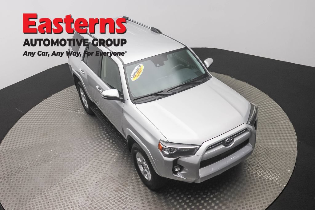Used 2024 Toyota 4Runner SR5 AWD/4WD image 3