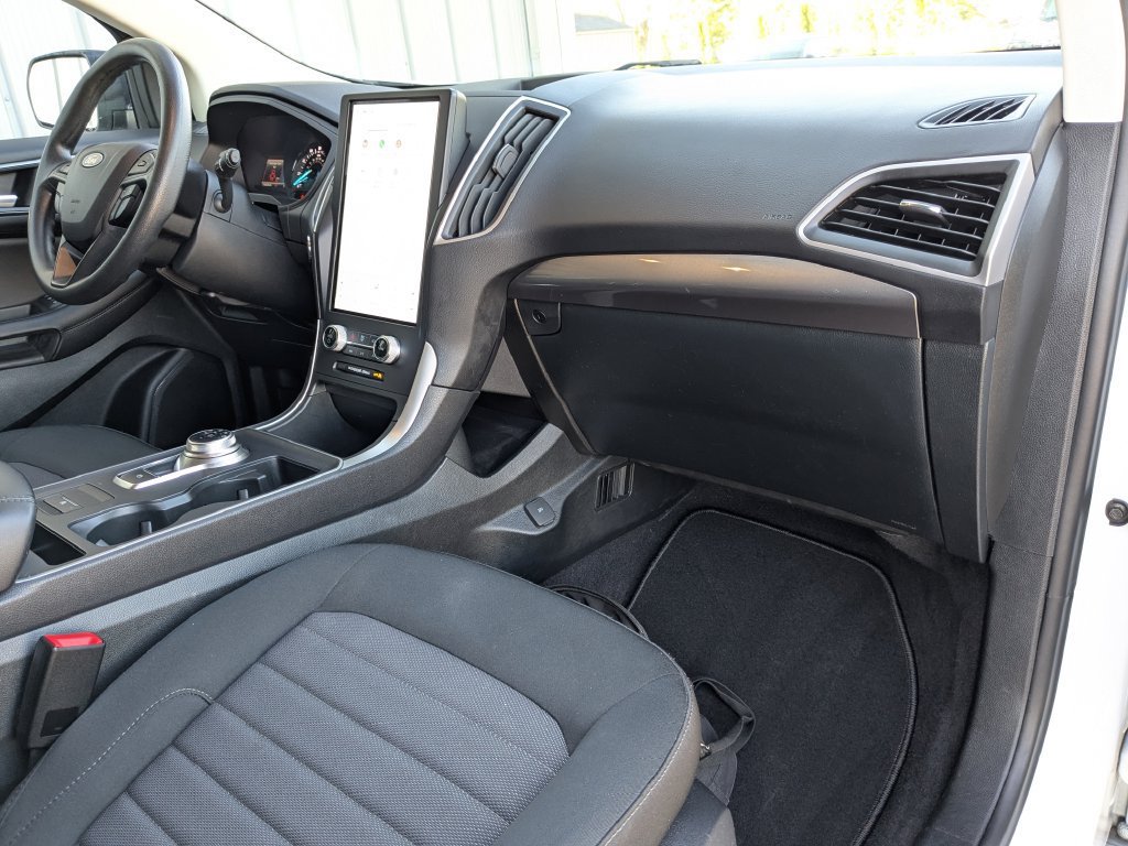 Used 2024 Ford Edge SE AWD/4WD image 6