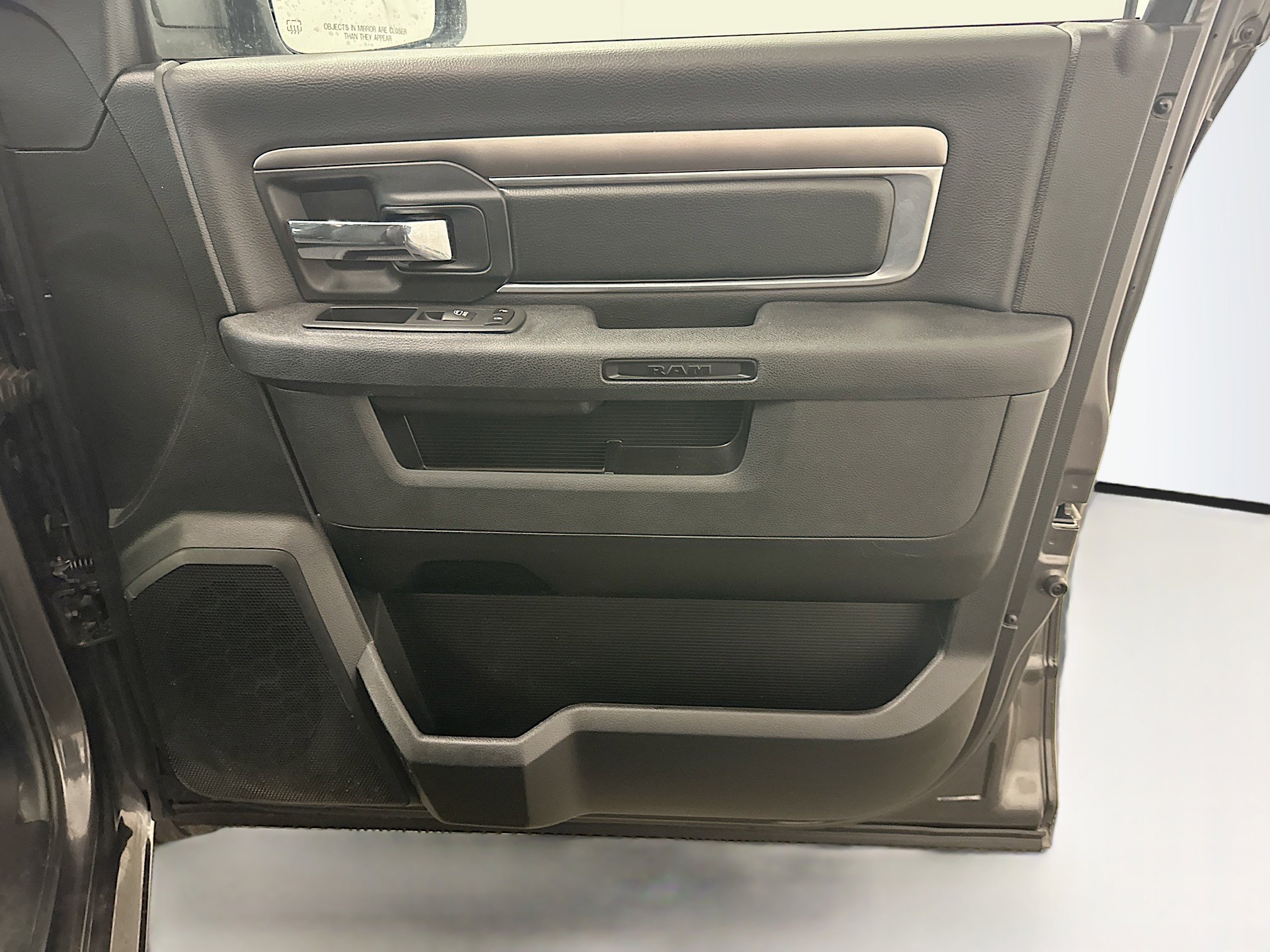 Used 2024 RAM 1500 Classic Warlock image 32