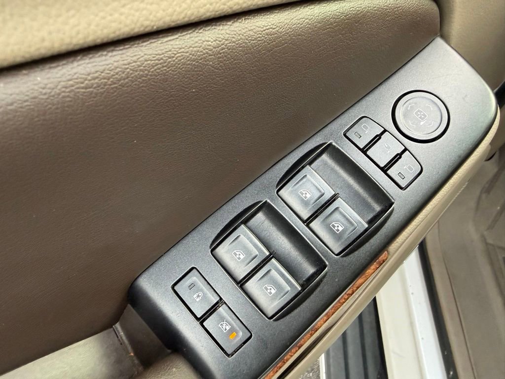 Used 2018 Chevrolet Tahoe Premier RWD image 30