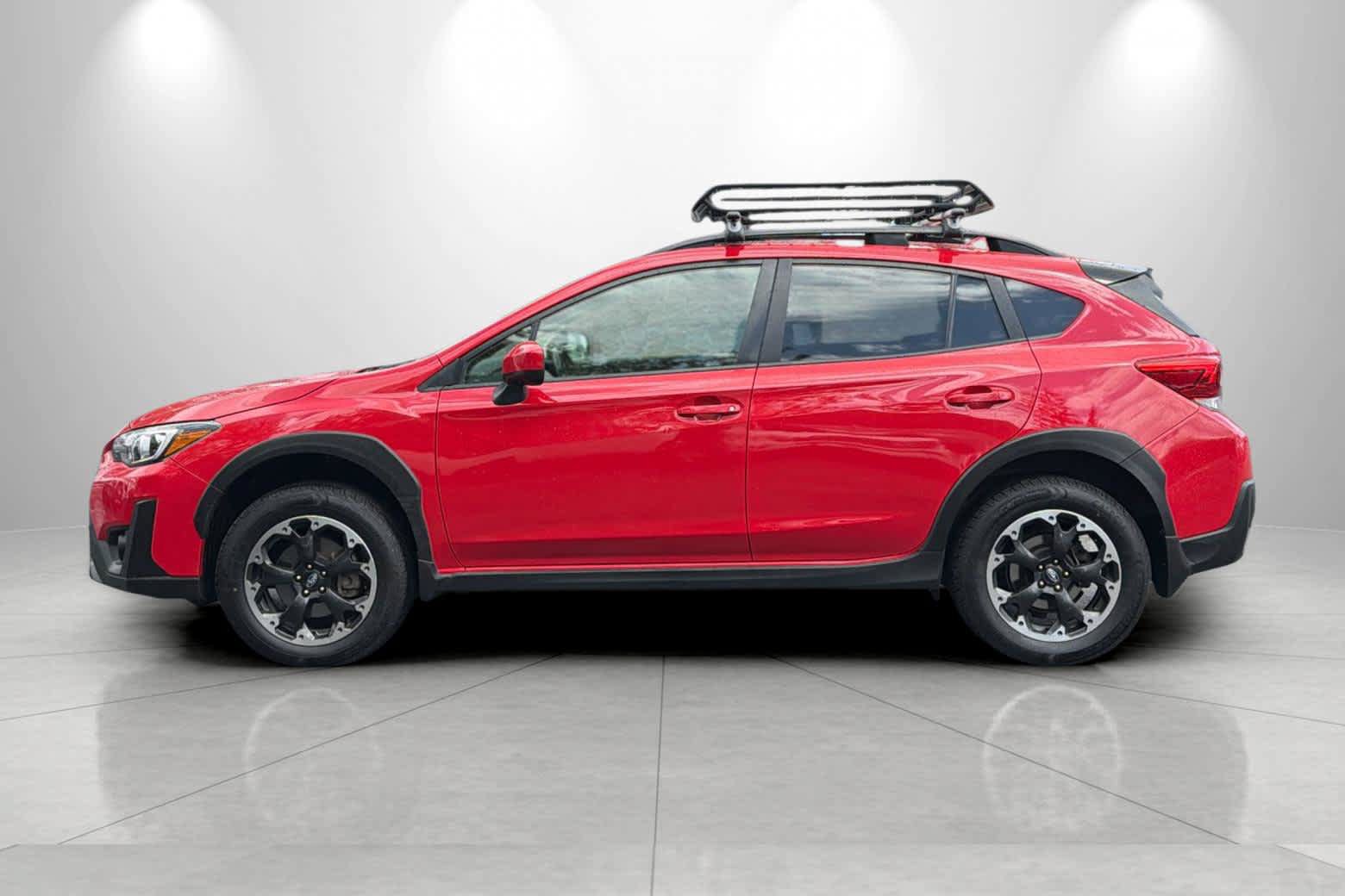 Used 2021 Subaru Crosstrek 2.0i Premium w/ Moonroof Package AWD/4WD image 5