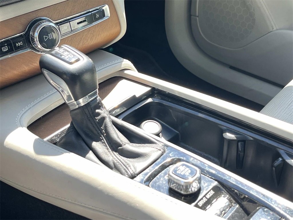 Used 2019 Volvo XC90 T6 Inscription w/ Advanced Package image 32