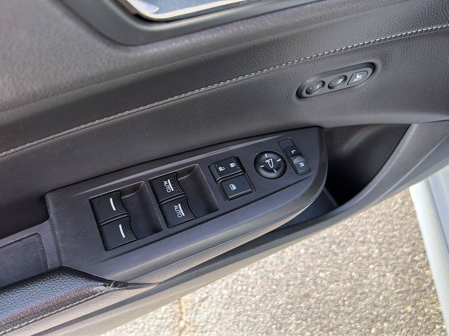 Used 2016 Acura ILX FWD image 31