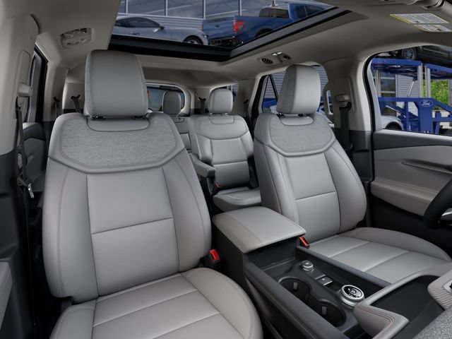New 2027 Ford Explorer Active AWD/4WD image 12