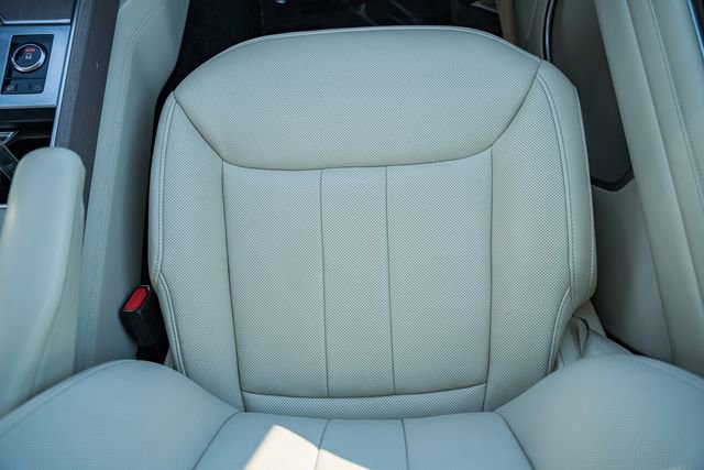 Used 2023 Land Rover Range Rover SE image 33