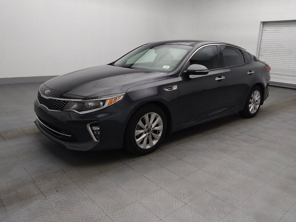 Used 2018 Kia Optima S w/ Panoramic Sunroof Package FWD image 2