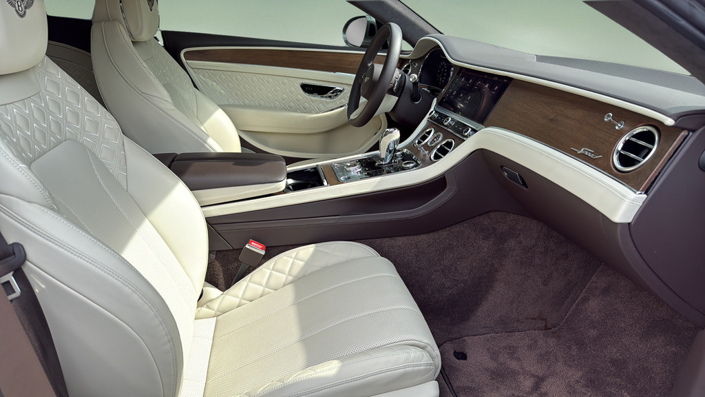 Used 2023 Bentley Continental GT Speed AWD/4WD image 2