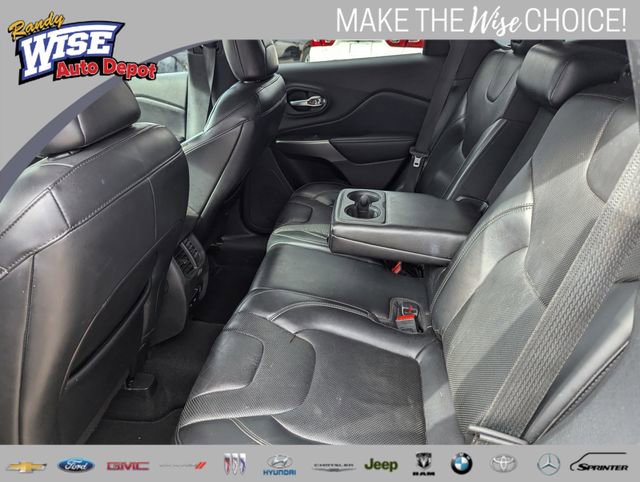 Used 2020 Jeep Cherokee Limited image 19