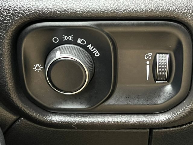 Used 2024 RAM 5500 Tradesman w/ Chrome Appearance Group image 25