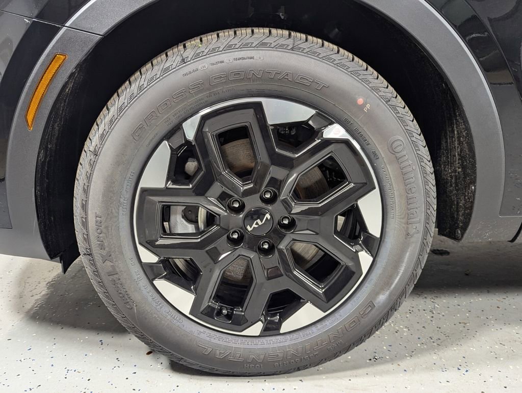 New 2025 Kia Sorento S w/ Panoramic Sunroof Package image 9