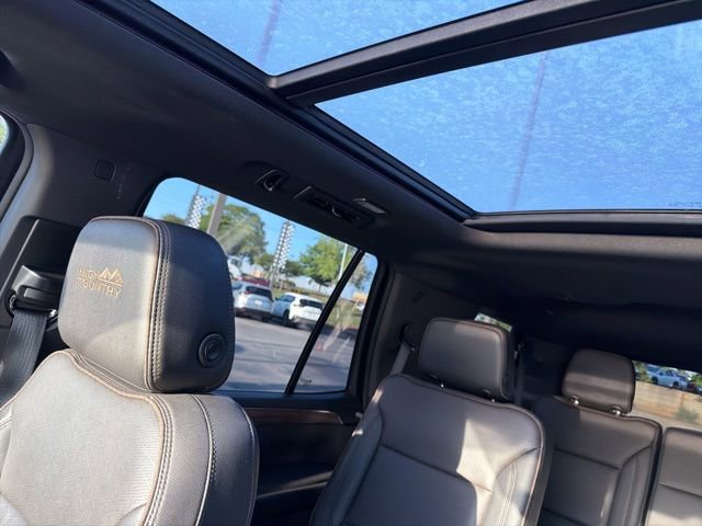 Used 2021 Chevrolet Tahoe High Country image 18