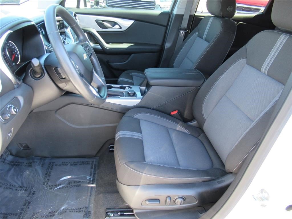 Certified 2024 Chevrolet Blazer LT w/ Convenience Package image 15