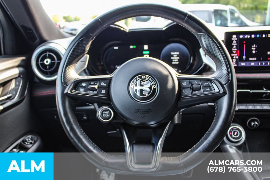 Used 2024 Alfa Romeo Tonale Veloce w/ Active Assist Package AWD/4WD image 23