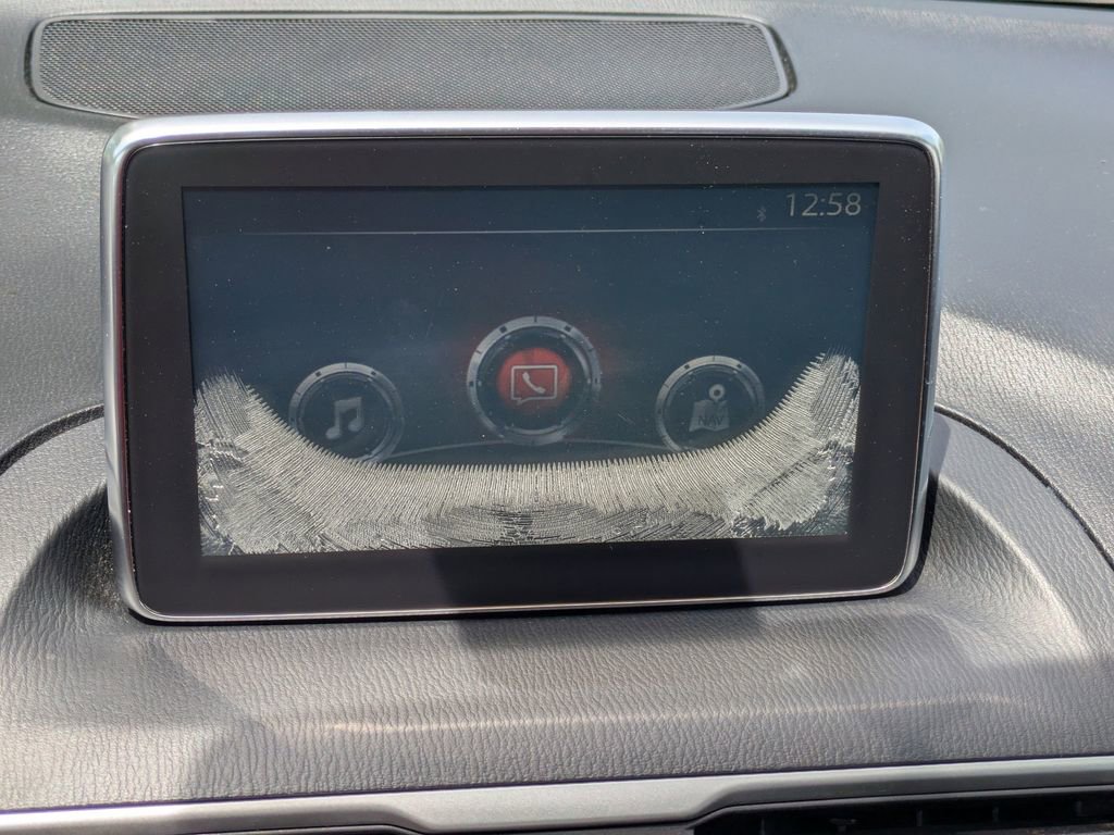 Used 2015 MAZDA MAZDA3 i Sport image 18