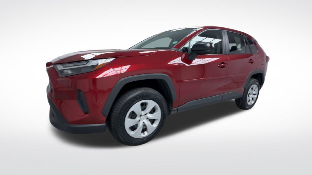 Certified 2024 Toyota RAV4 LE AWD/4WD image 5