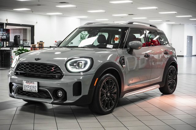Used 2022 MINI Cooper Countryman S w/ Premium Package image 3