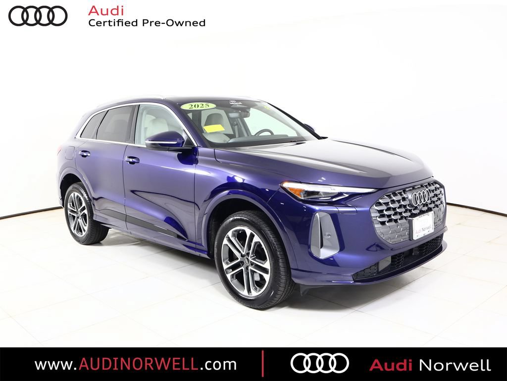 Certified 2025 Audi Q5 Premium w/ Premium Plus