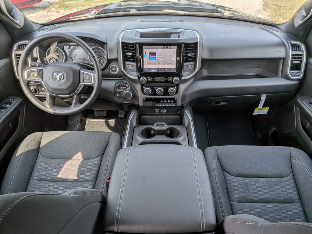 New 2026 RAM 1500 Express AWD/4WD image 15