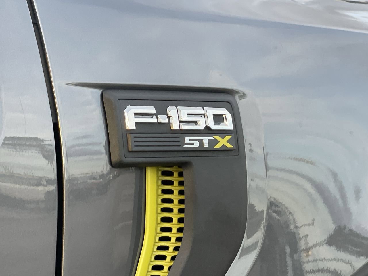 Used 2024 Ford F150 STX image 9