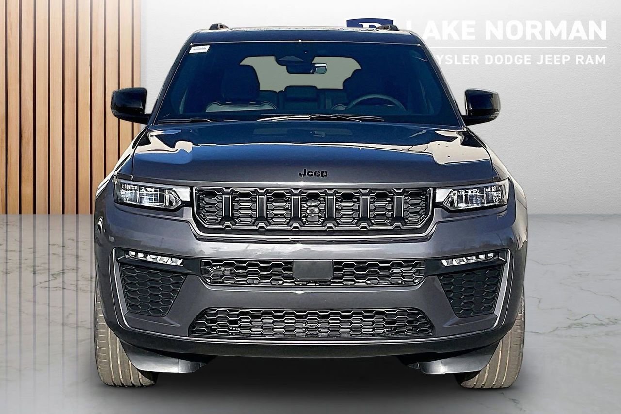 New 2026 Jeep Grand Cherokee Limited w/ Limited Altitude Package AWD/4WD image 3