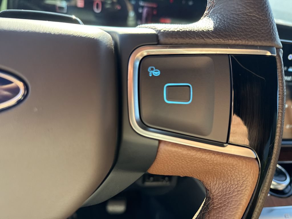 Used 2025 Ford Expedition King Ranch AWD/4WD image 28