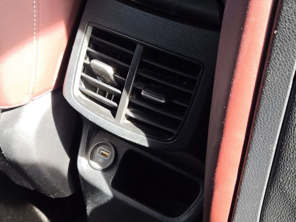 Used 2023 Kia Seltos SX image 11