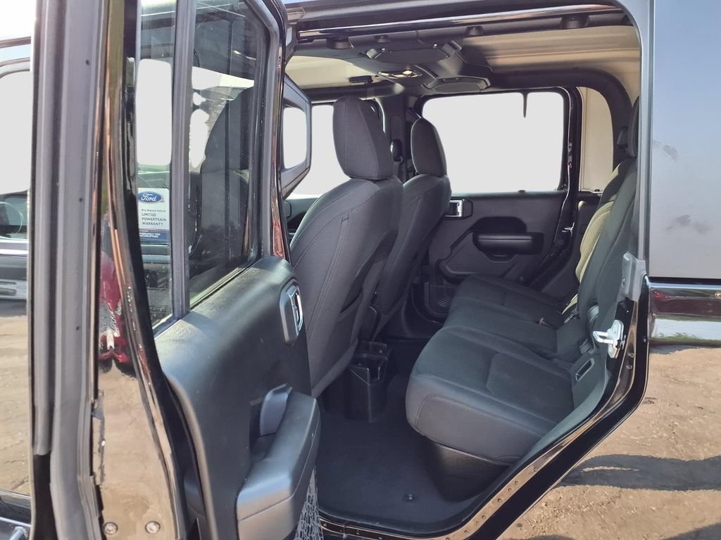 Used 2021 Jeep Gladiator Sport AWD/4WD image 31